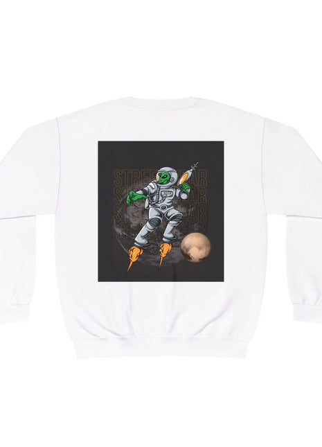 Black sweatshirt featuring a classic design, ideal for comfortable and stylish casual wear.